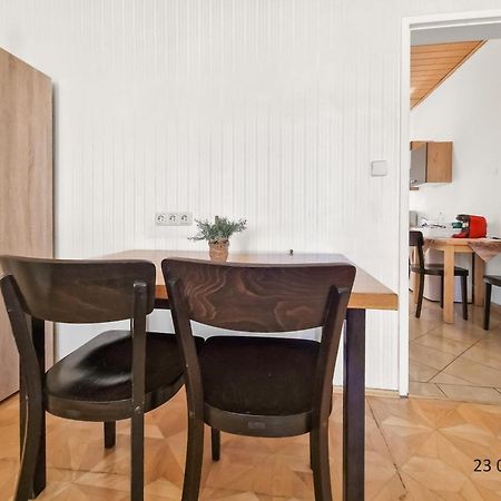 Four-Bedroom, Four King-Size Comfort Wina Bagian luar foto
