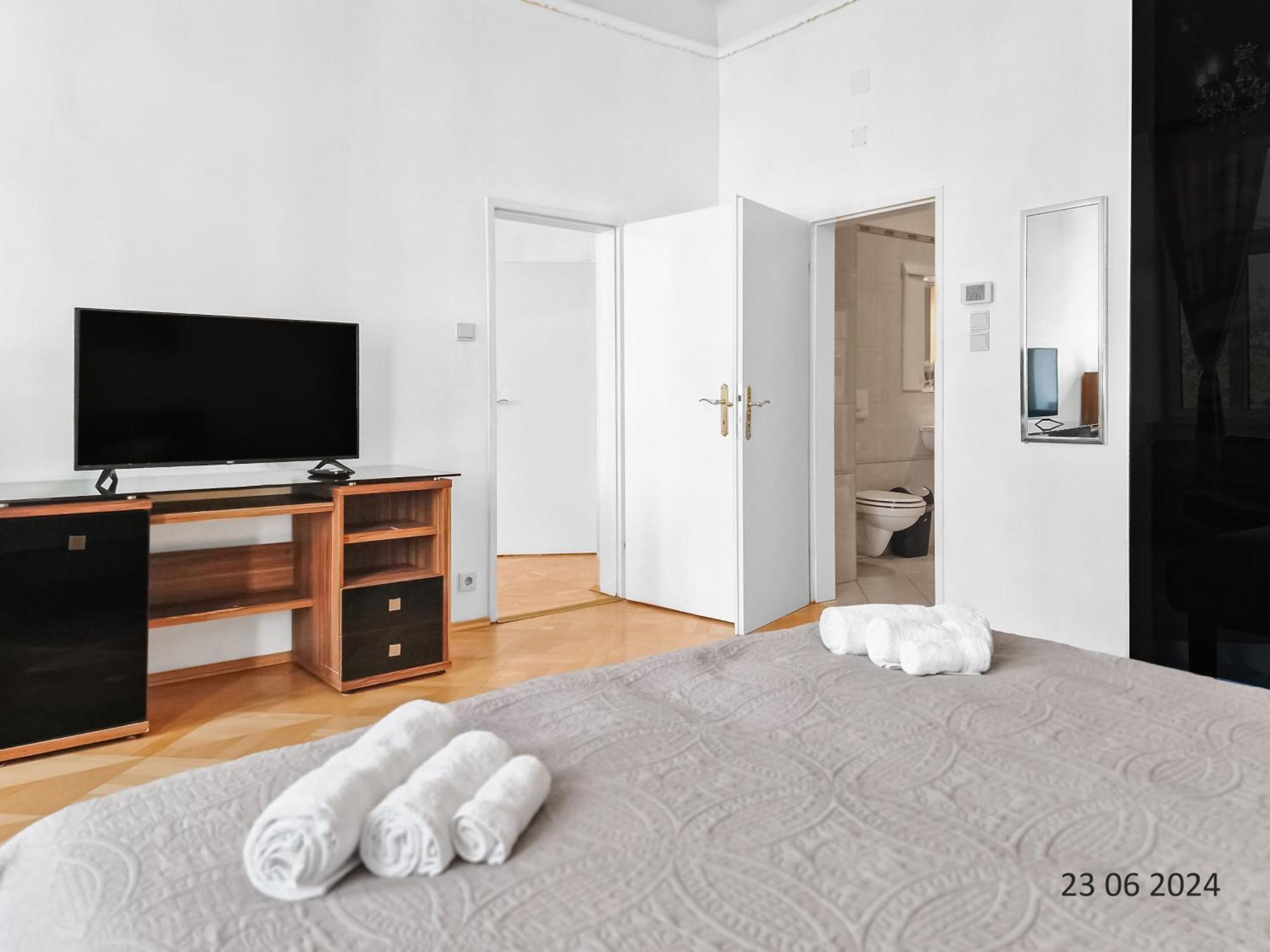 Four-Bedroom, Four King-Size Comfort Wina Bagian luar foto